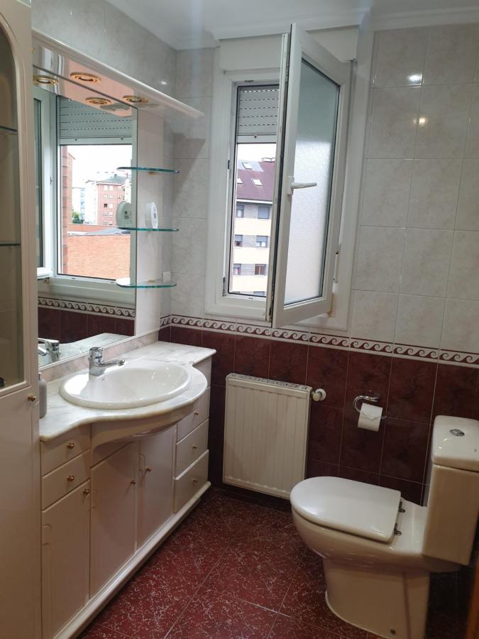 Alberto Astur Habitaciones Privadas Mas Cocina Compartida Oviedo Kültér fotó
