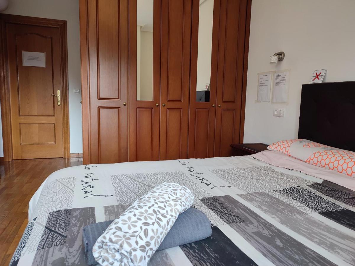 Alberto Astur Habitaciones Privadas Mas Cocina Compartida Oviedo Kültér fotó